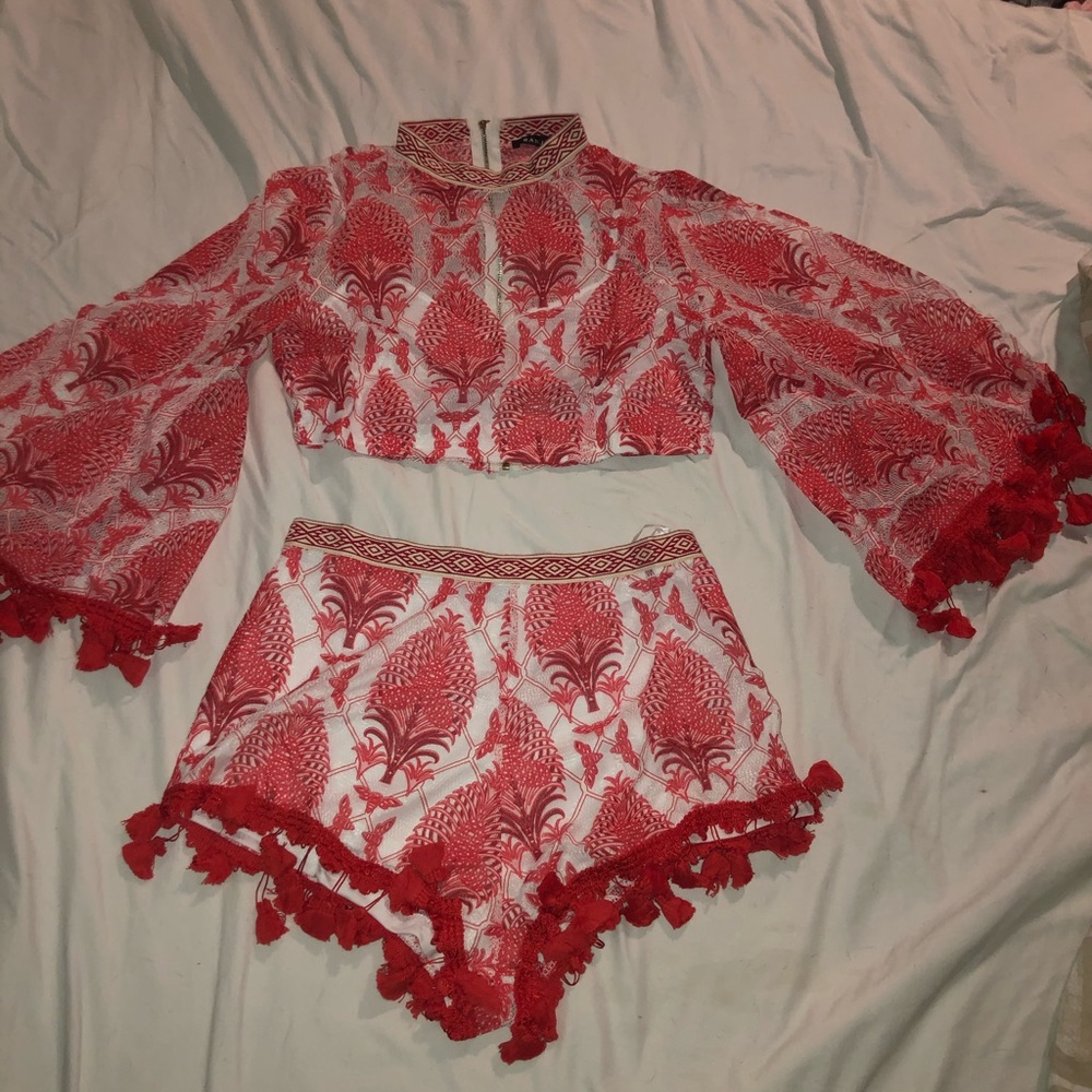 💃🏼Two Piece Tassel Short Set💃🏼 - Picture 7 of 8